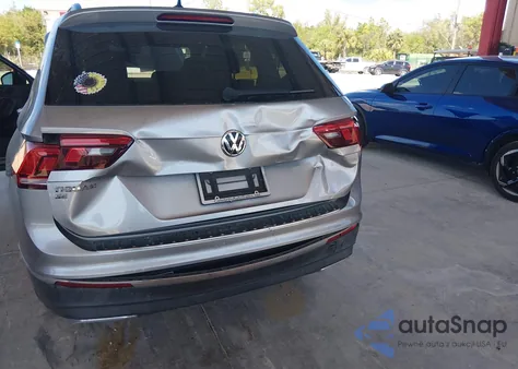 2020 Volkswagen Tiguan 2.0T Se/2.0T Se R-Line Black/2.0T Sel from USA, damaged, VIN 3VV3B7AX0LM162502